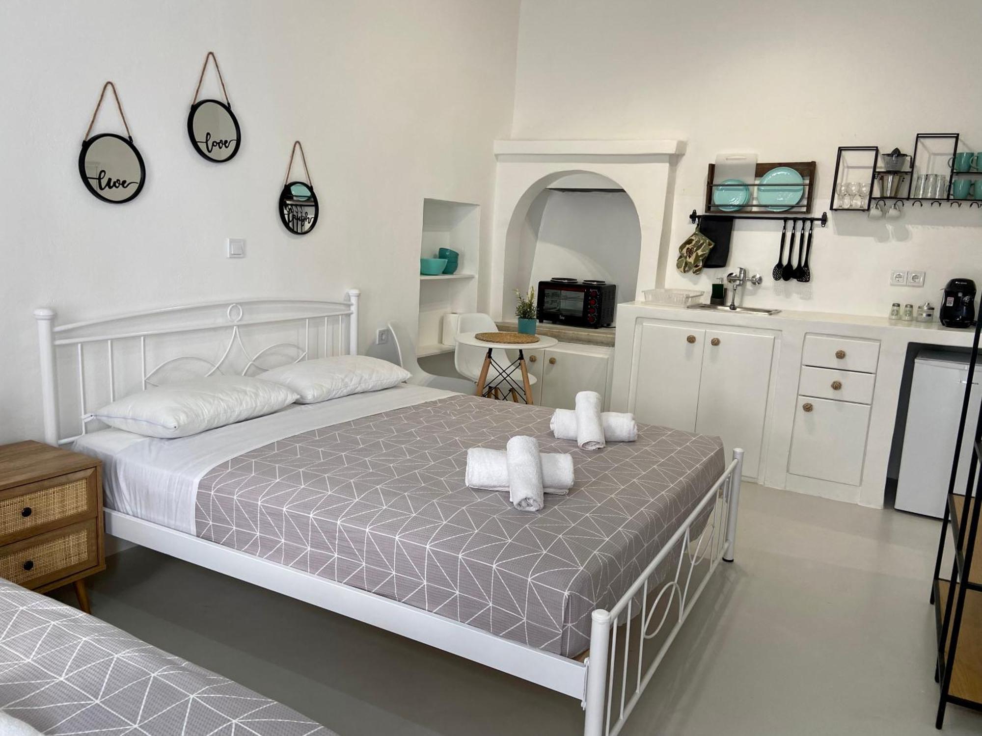 Elenita'S Mykonos Town Flat Apartment Exterior photo