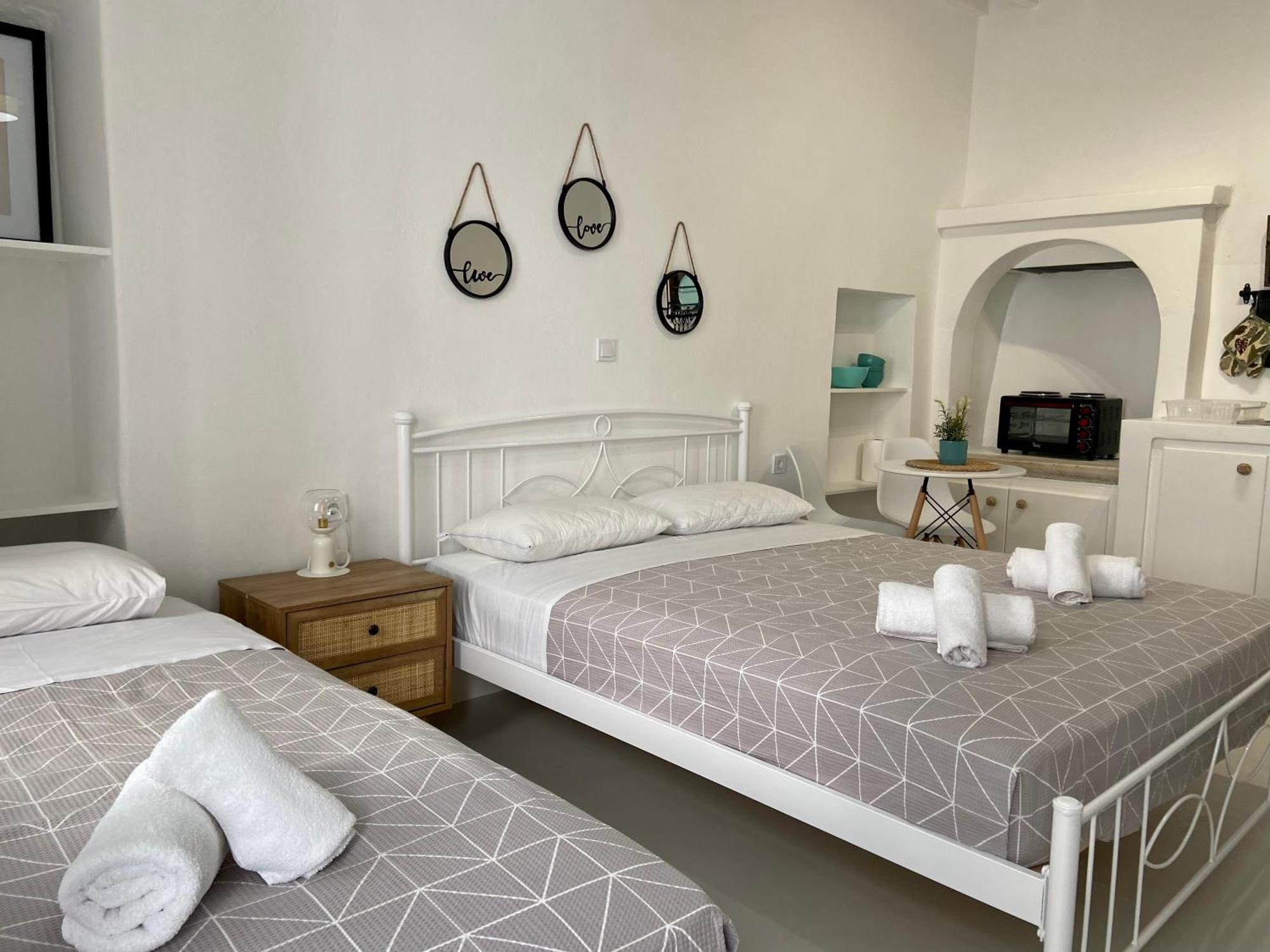 Elenita'S Mykonos Town Flat Apartment Exterior photo
