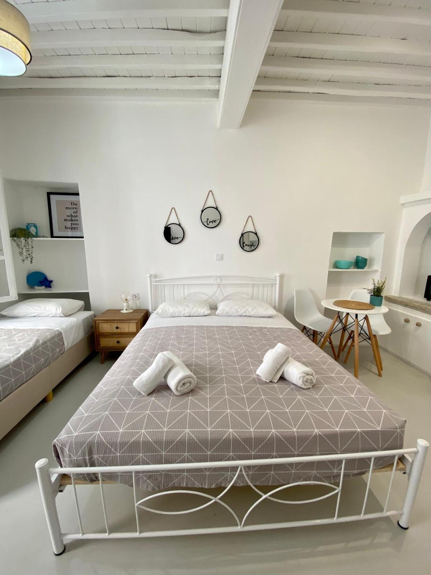 Elenita'S Mykonos Town Flat Apartment Exterior photo