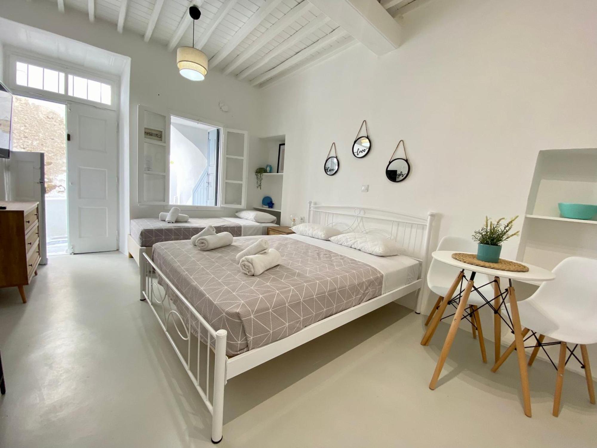 Elenita'S Mykonos Town Flat Apartment Exterior photo